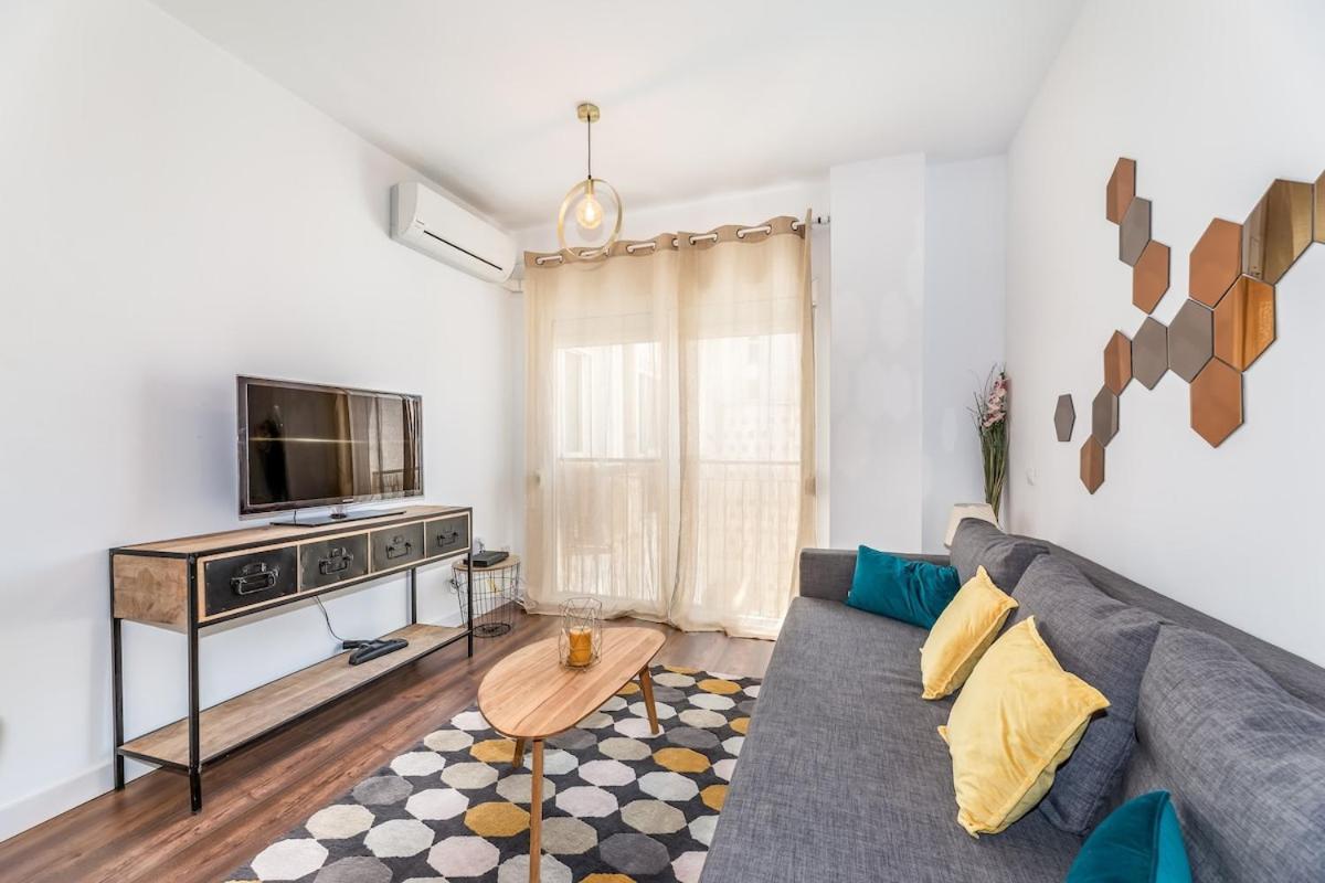 C29 - Trendy Central Apartment With Small Parking And Terrace 말라가 외부 사진