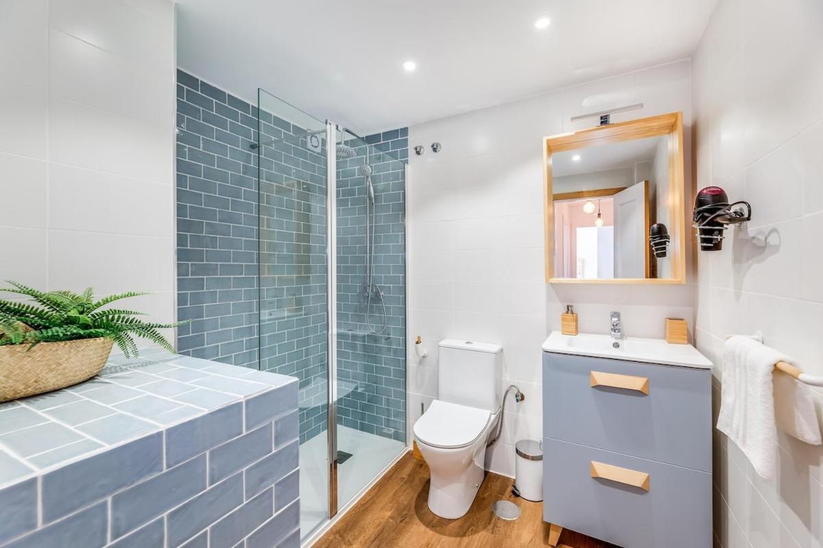 C29 - Trendy Central Apartment With Small Parking And Terrace 말라가 외부 사진